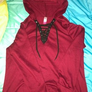 Cute burgundy sweatshirt with hoodie! Not so thick